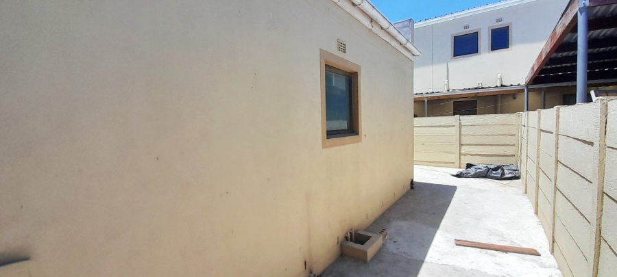 2 Bedroom Property for Sale in Bardale Village Western Cape